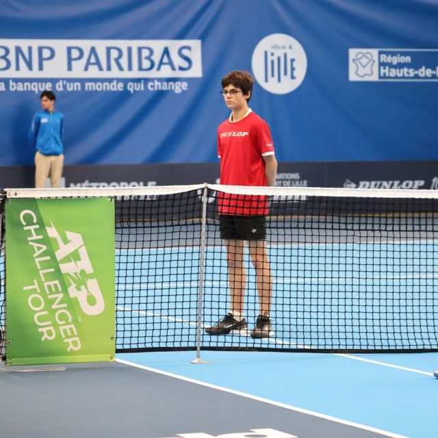ABEL, LICENCIÉ AU TCLLM, ÉGALEMENT RAMASSEUR DE BALLES À ROLAND GARROS !

Un autre fidèle ramasseur de balles du @playin_challenger, Abel, et licencié au @tclillois_lm, aura également la chance de fouler les terrains de la Porte d’Auteuil pendant ces trois prochaines semaines ! Bravo Abel et profites en à fond !

@playin_ballos 
@rolandgarros